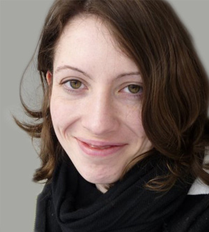 Dr. des. Nina Peter
